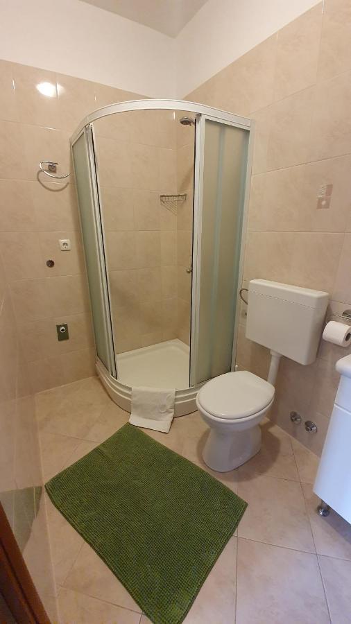 Apartments Jadranka ノヴァリャ エクステリア 写真