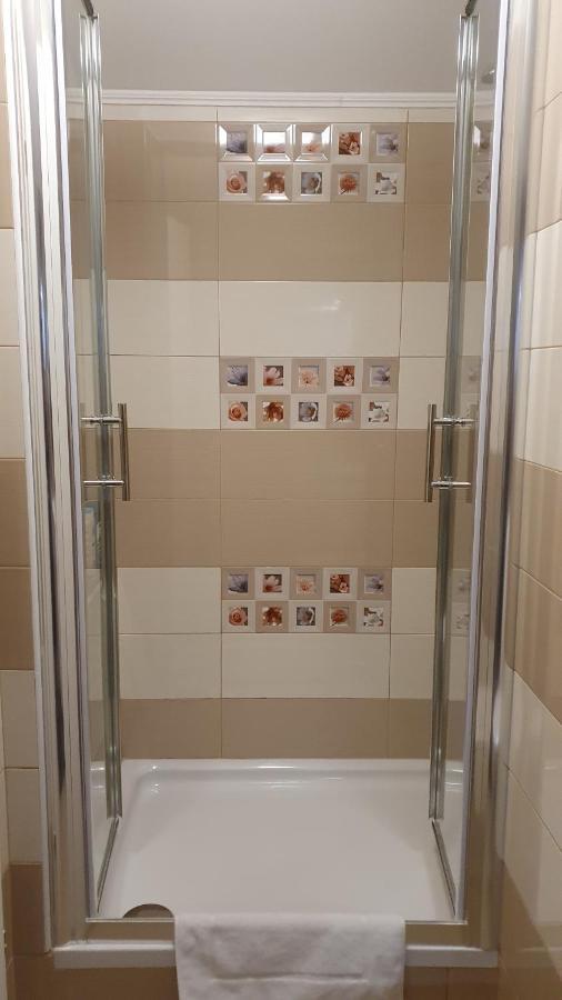 Apartments Jadranka ノヴァリャ エクステリア 写真